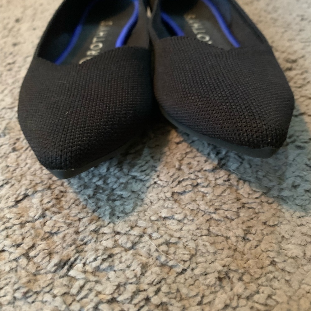 Black point rothys size 7